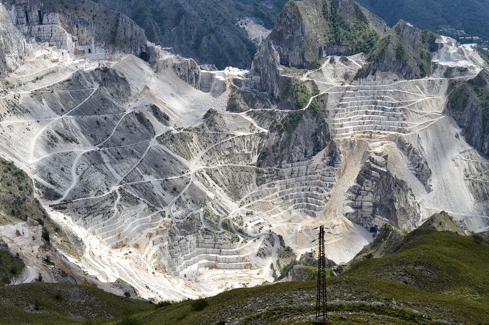 cave marmo di carrara